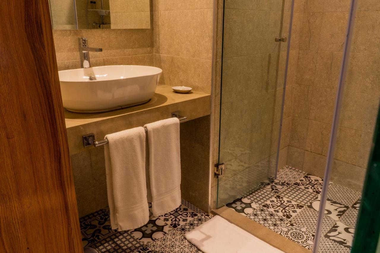 קניטרה Urban Hotel & Spa מראה חיצוני תמונה