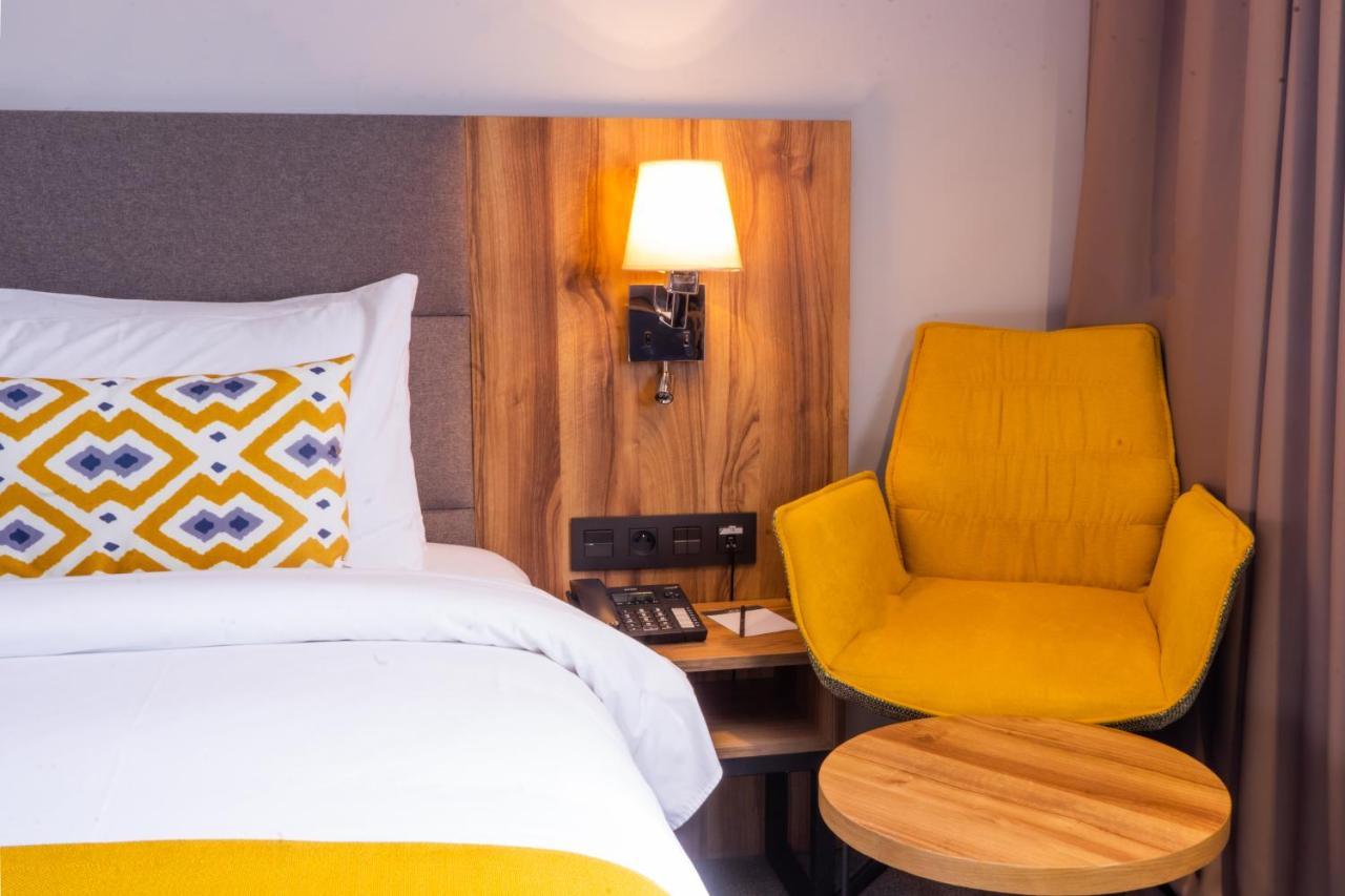 קניטרה Urban Hotel & Spa מראה חיצוני תמונה